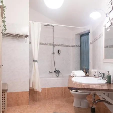 Gold Istra 포르토로즈